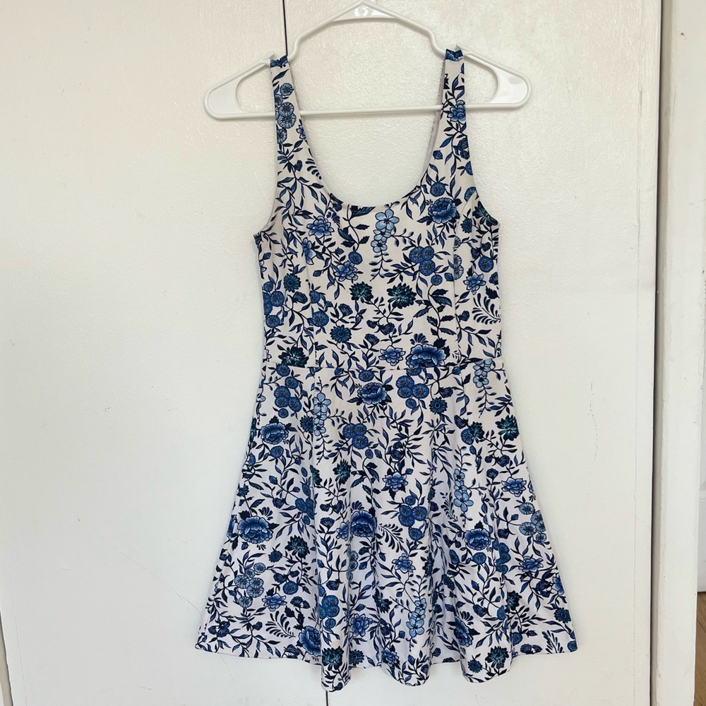 H&M Divided White Skater Dress with Blue Flowers - Size 8
